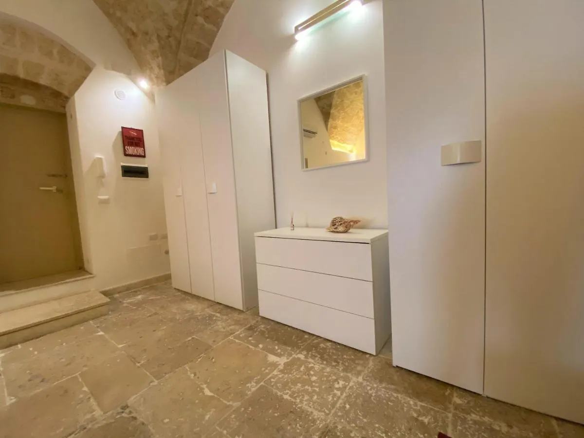 La Pietra Di Tommaso - Central Station Bari Apartament